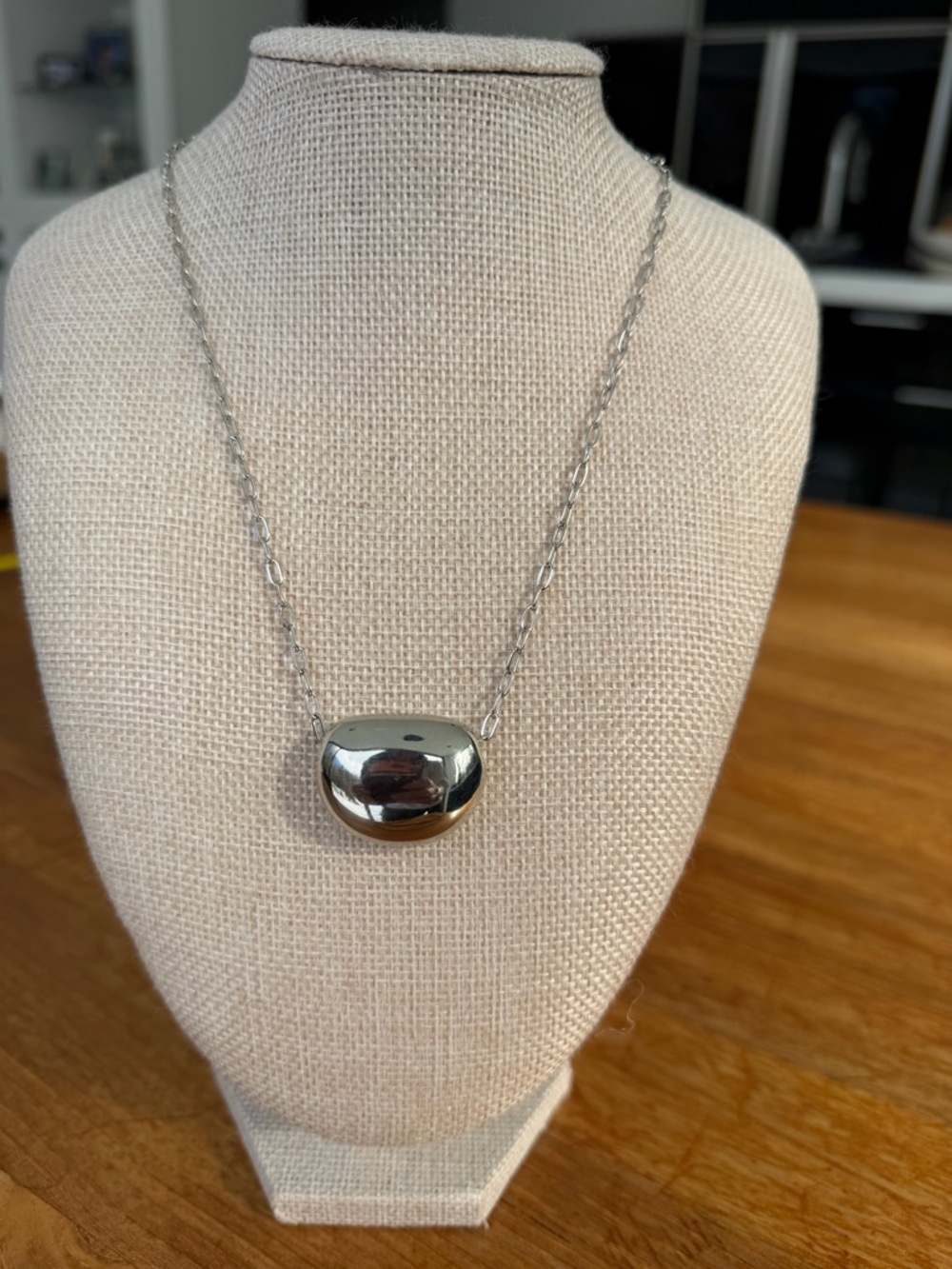 Silver Polished Metal Pebble Pendant Necklace